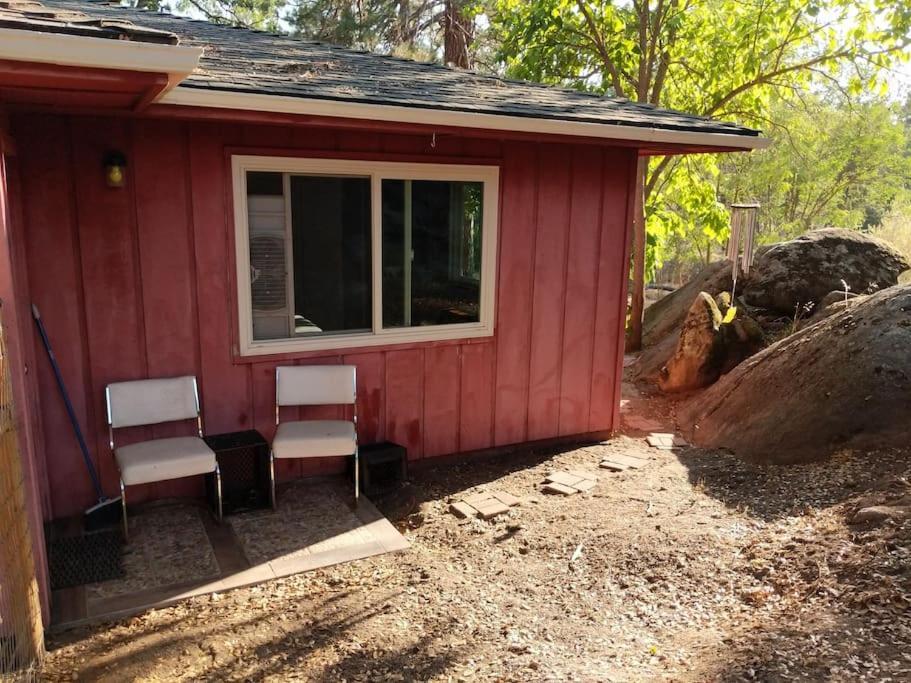 Sleeping Wolf Guest House Oakhurst Εξωτερικό φωτογραφία