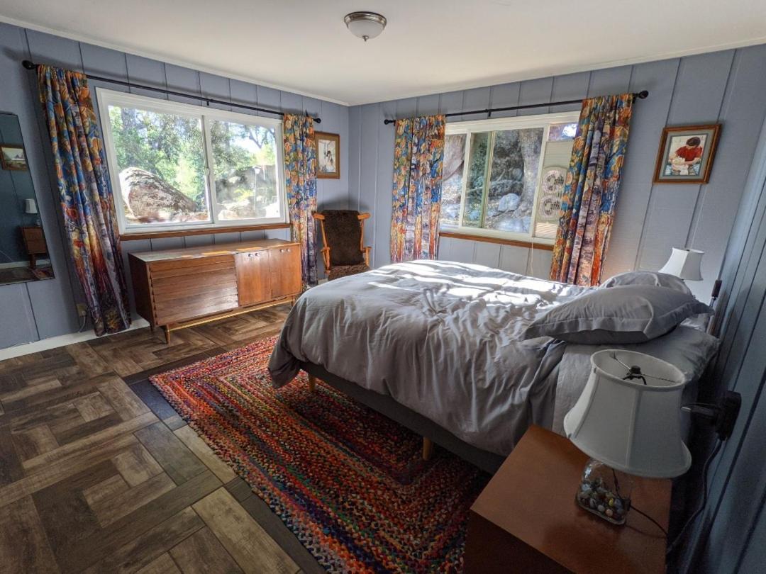 Sleeping Wolf Guest House Oakhurst Εξωτερικό φωτογραφία