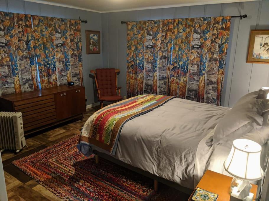 Sleeping Wolf Guest House Oakhurst Εξωτερικό φωτογραφία
