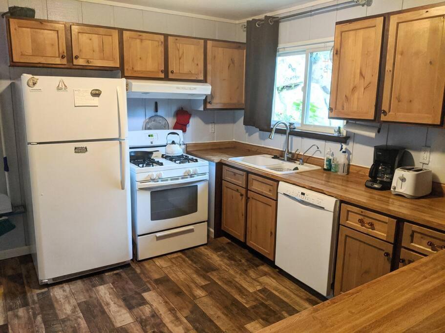 Sleeping Wolf Guest House Oakhurst Εξωτερικό φωτογραφία